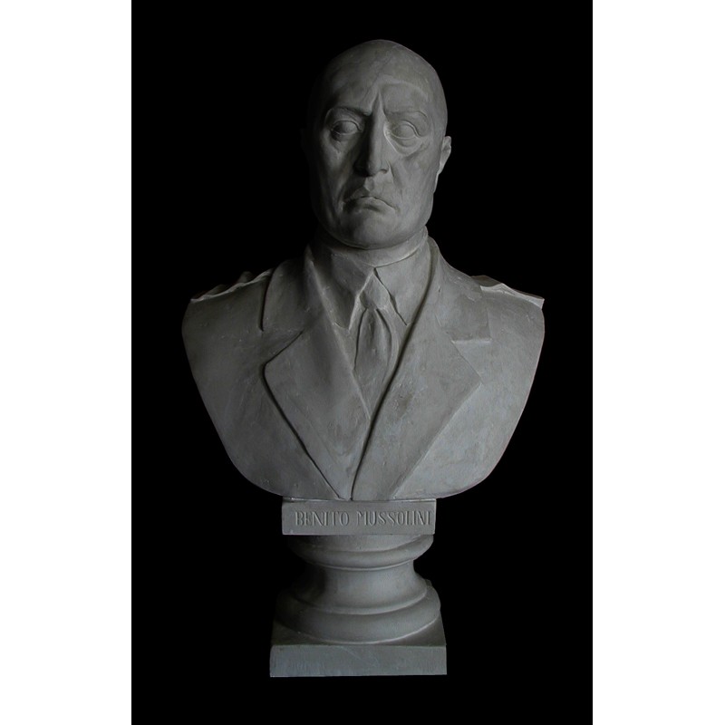 LB 153 Busto Benito Mussolini h. cm. 78