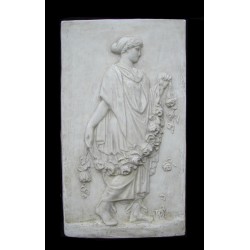 LR 72 Bassorilievo Donna con ghirlanda di rose h. cm. 50x29